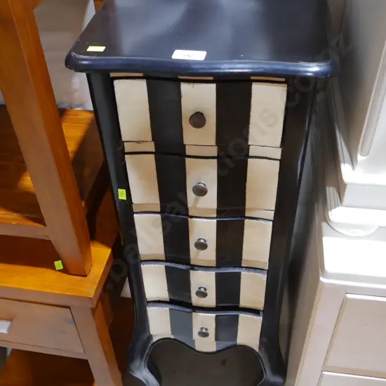 Jewellery drawers