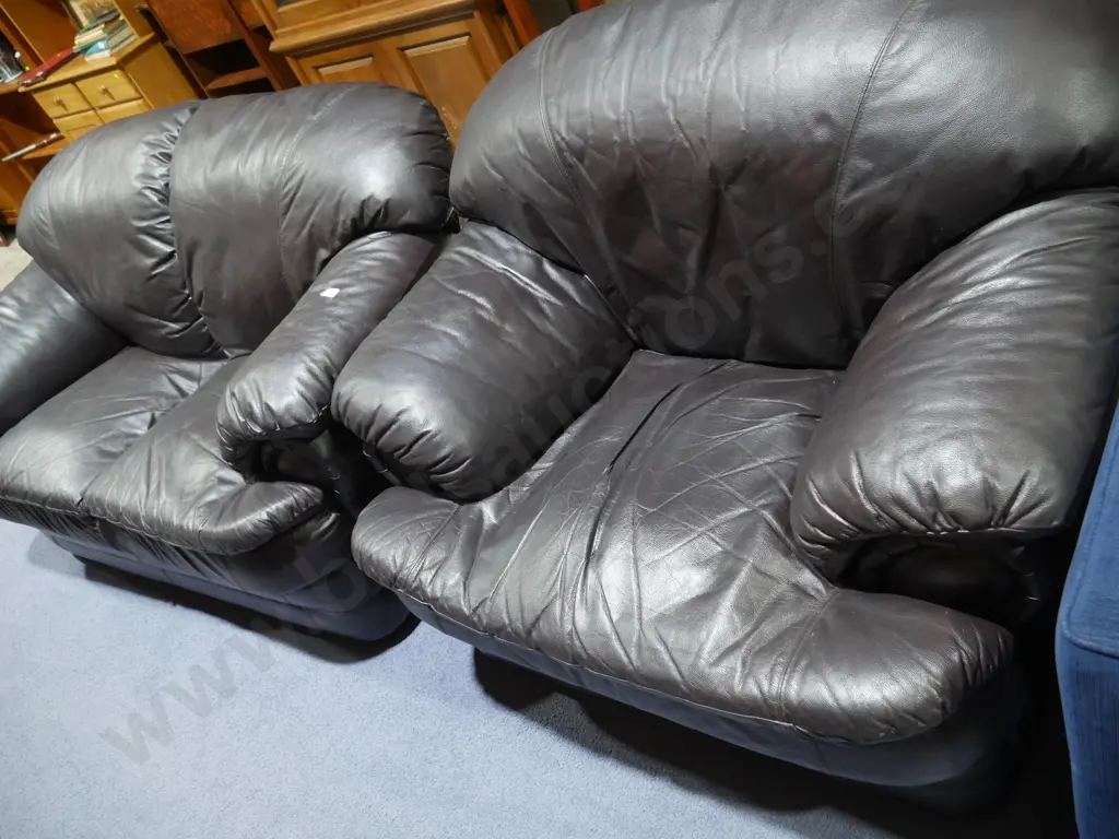 2 piece leather lounge suite Image 1++