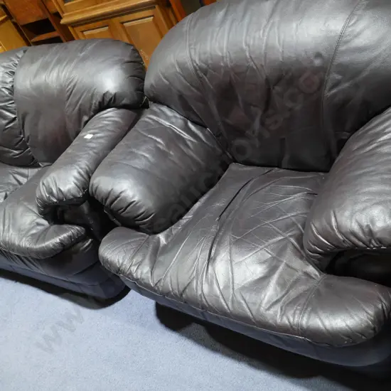 2 piece leather lounge suite