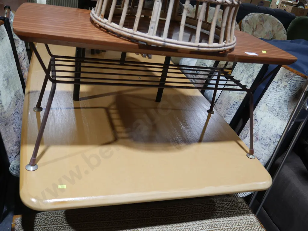 Coffee table Image 1++