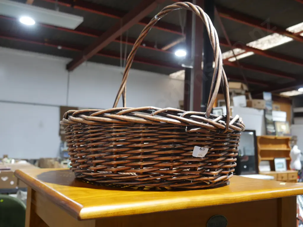 Cane basket Image 1++