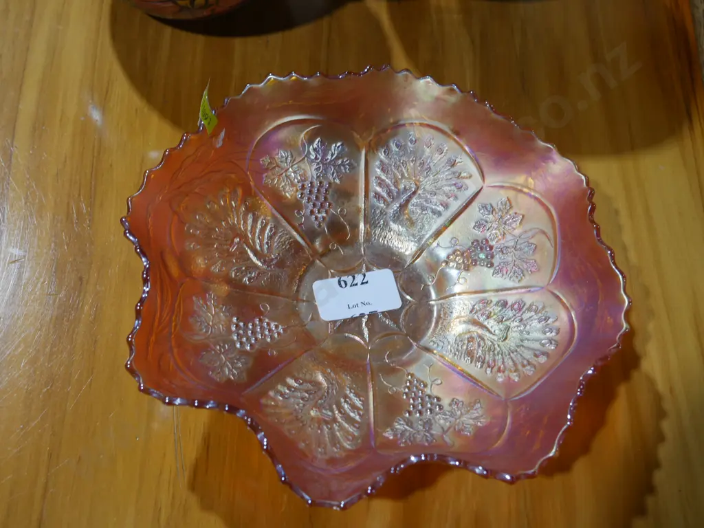 Carnival glass bowl Image 1++