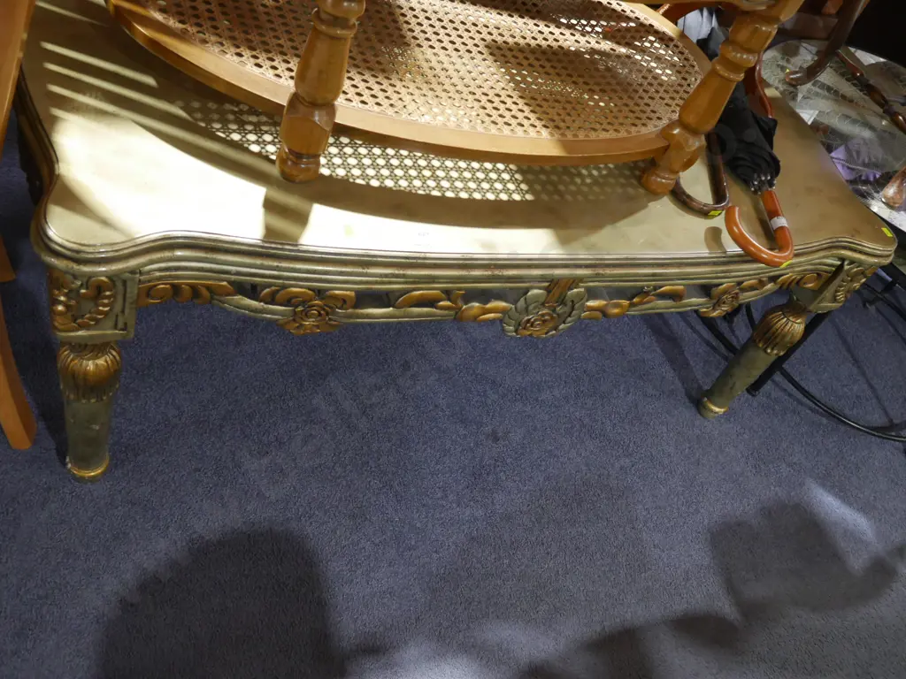 Ornate carved coffee table Image 1++