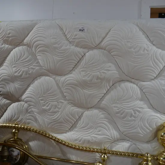 queen mattress and base