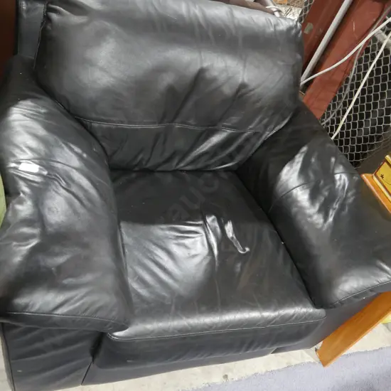 Black leather arm chair