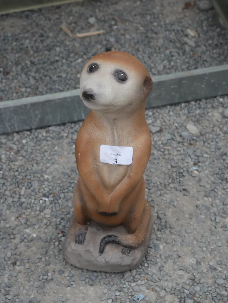Meerkat ornament Image 1++
