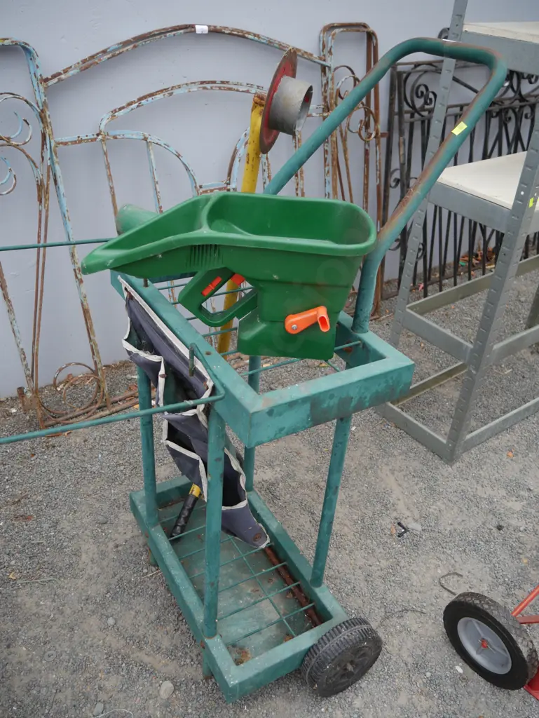 Garden trolley Image 1++