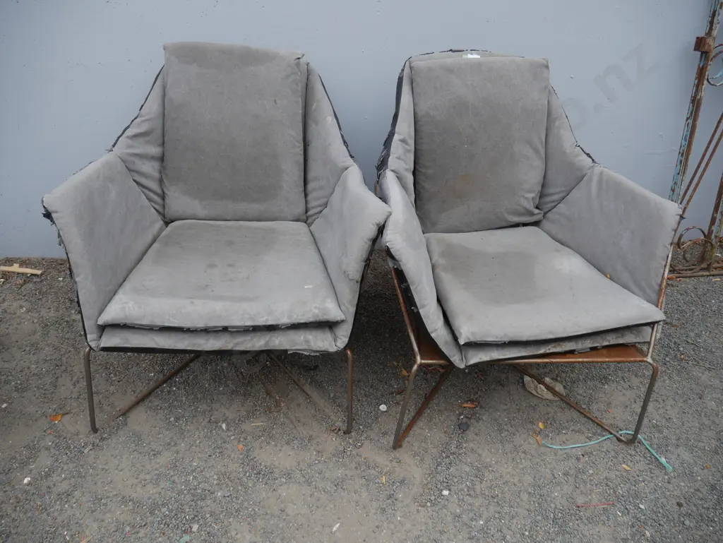 Outdoor chairs Image 1++