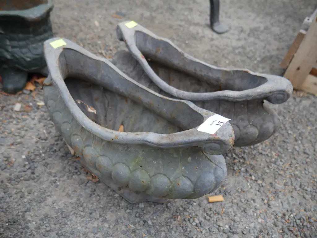 Cast iron pots Image 1++