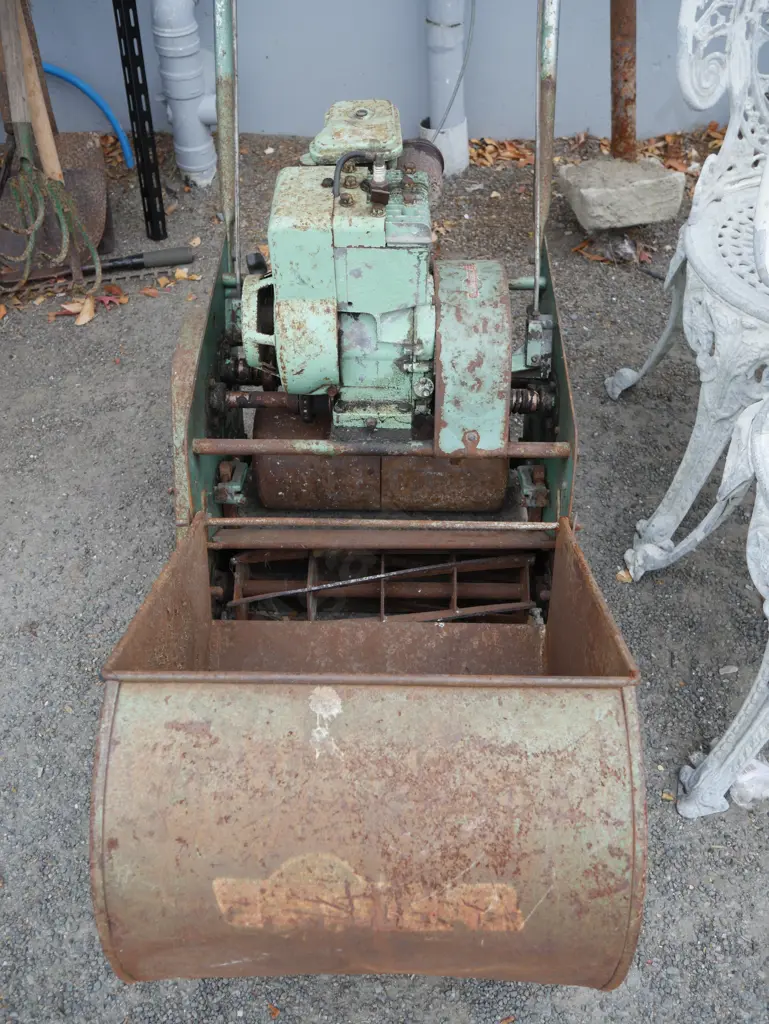 Lawnmaster mower Image 1++