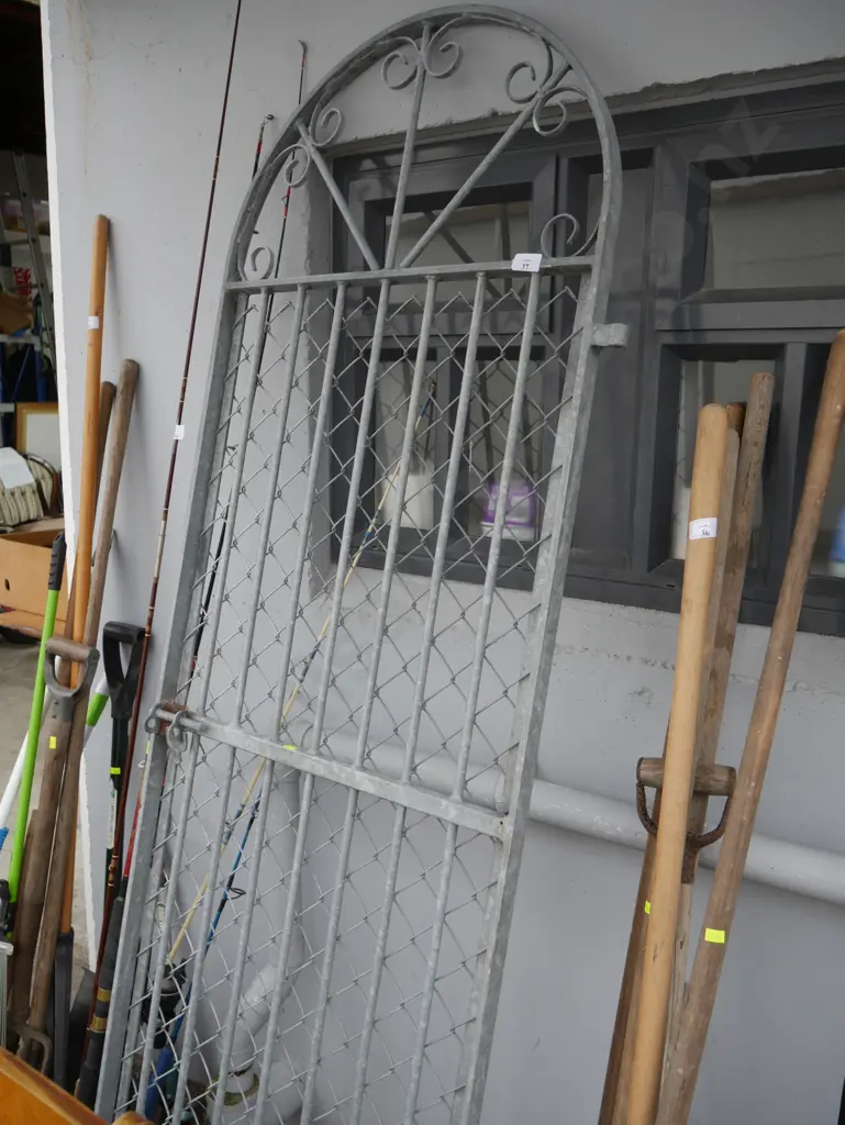 Cast iron gate Image 1++