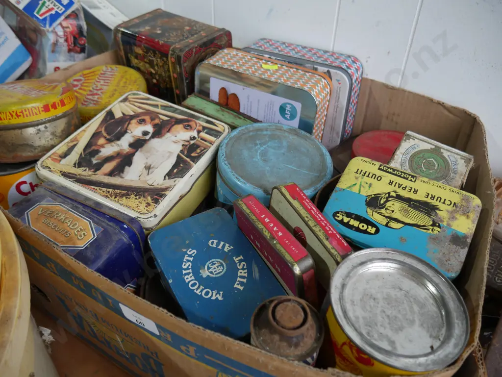 Old tins Image 1++