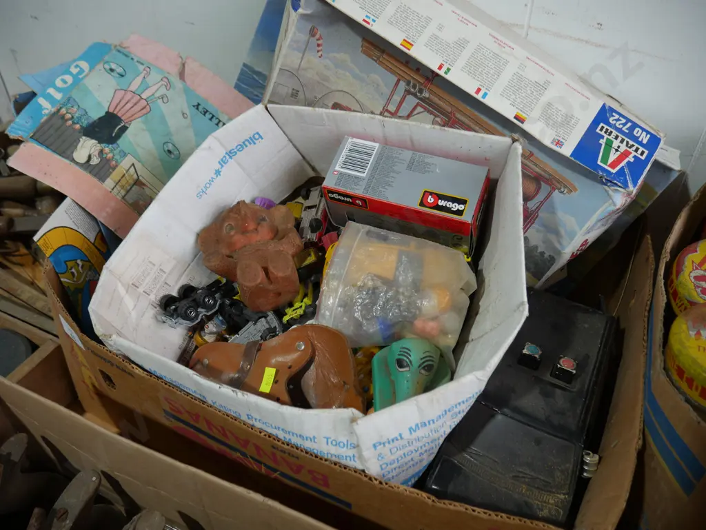 Box of toys Image 1++