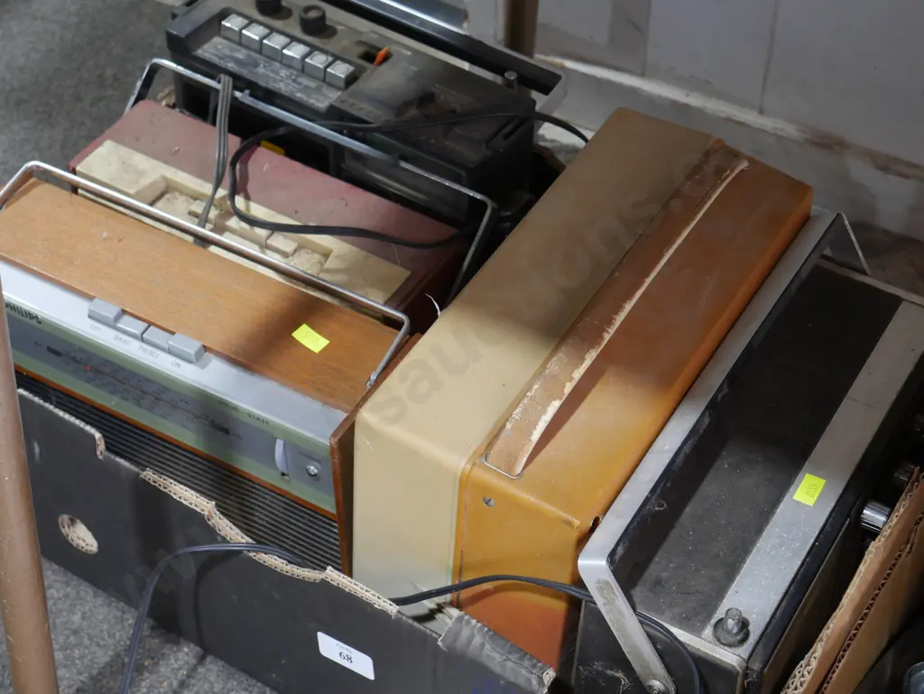 Old radios Image 1++