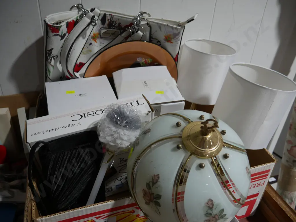 Table lamps etc Image 1++