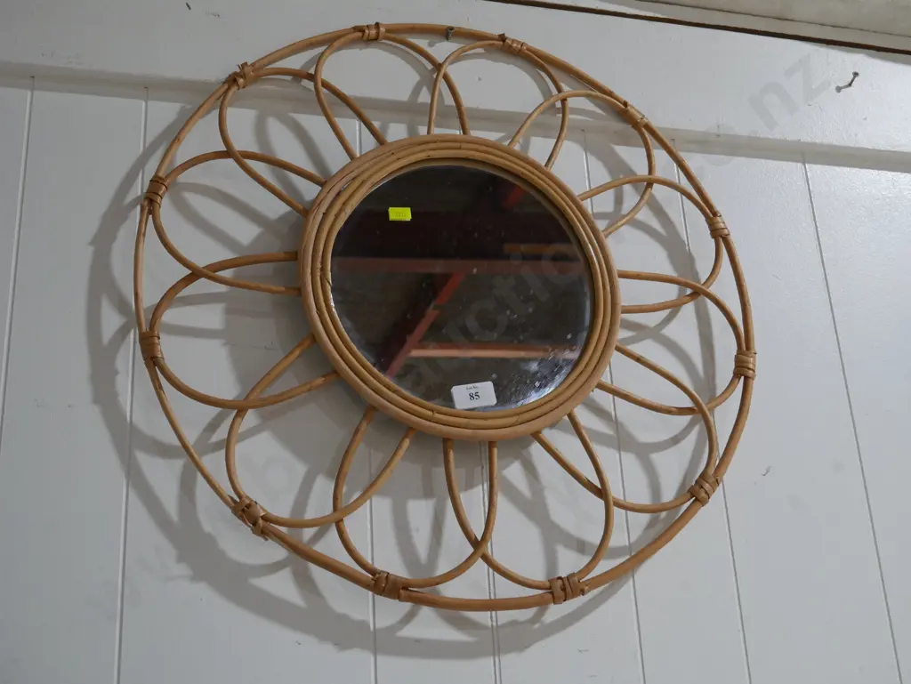 Cane frame mirror Image 1++