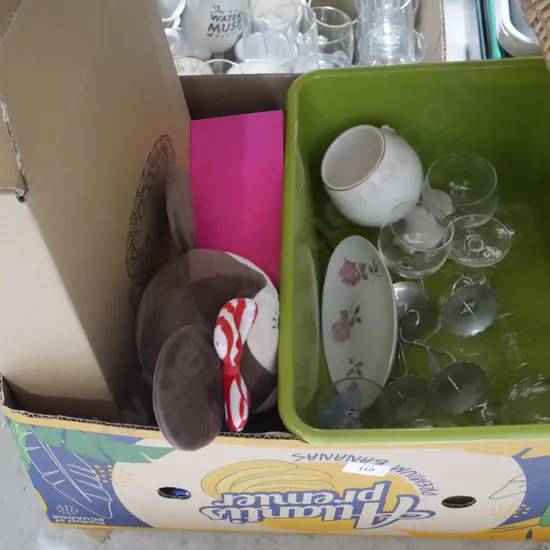 Box of sundries