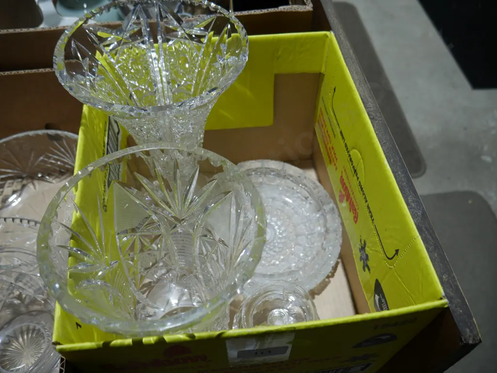 Crystal vases Image 1++