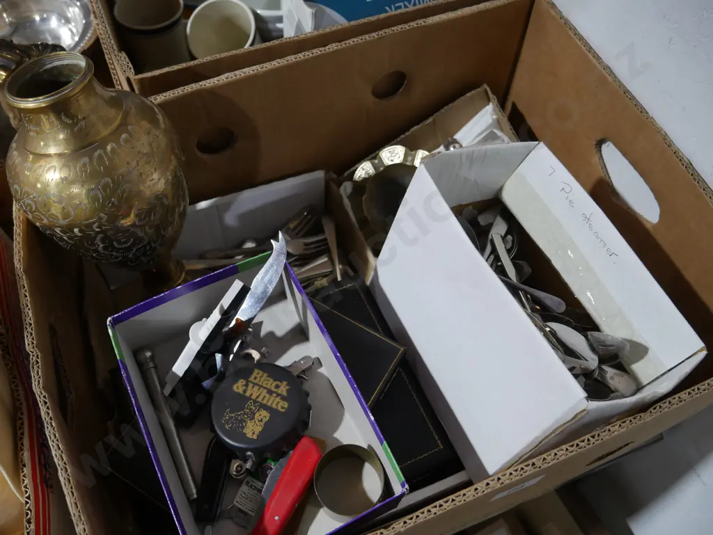 Cutlery, brassware etc Image 1++