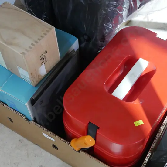 Box of sundries