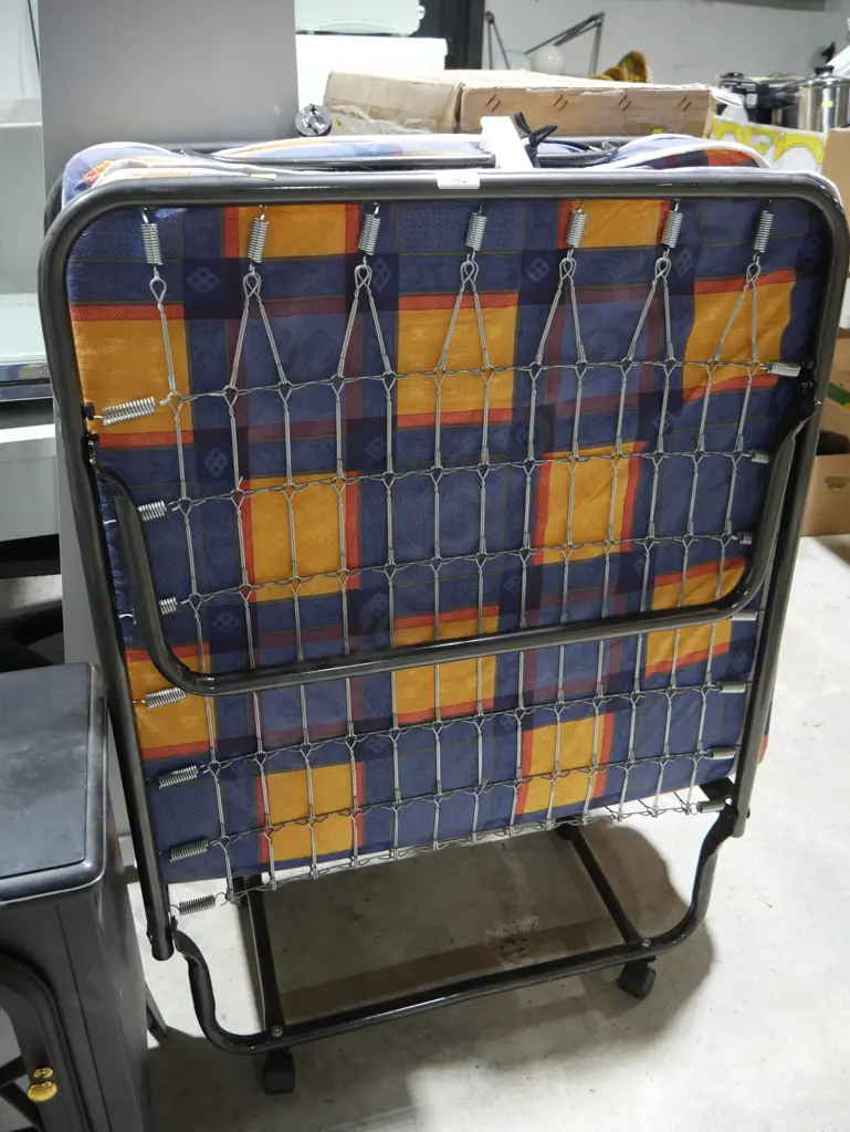 Folding bed Image 1++