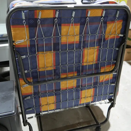 Folding bed