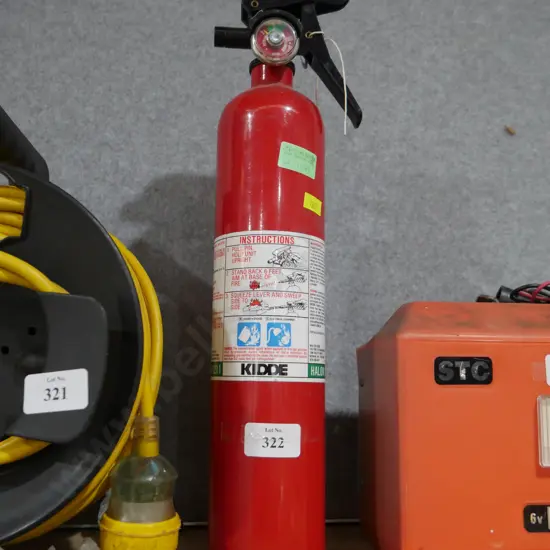 Fire extinguisher