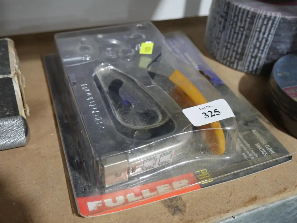 Fuller staple gun Image 1++