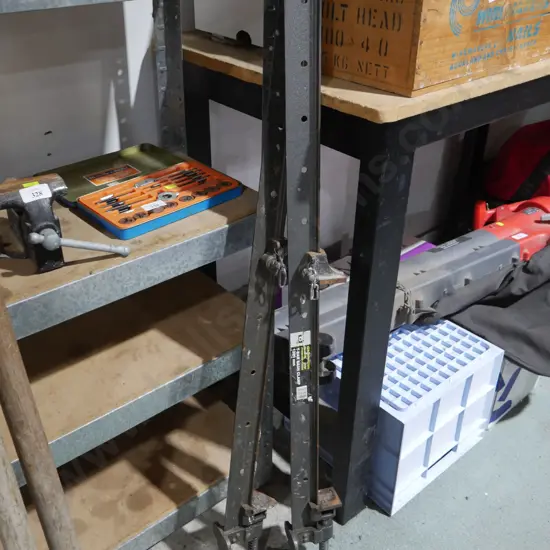 Sash clamps