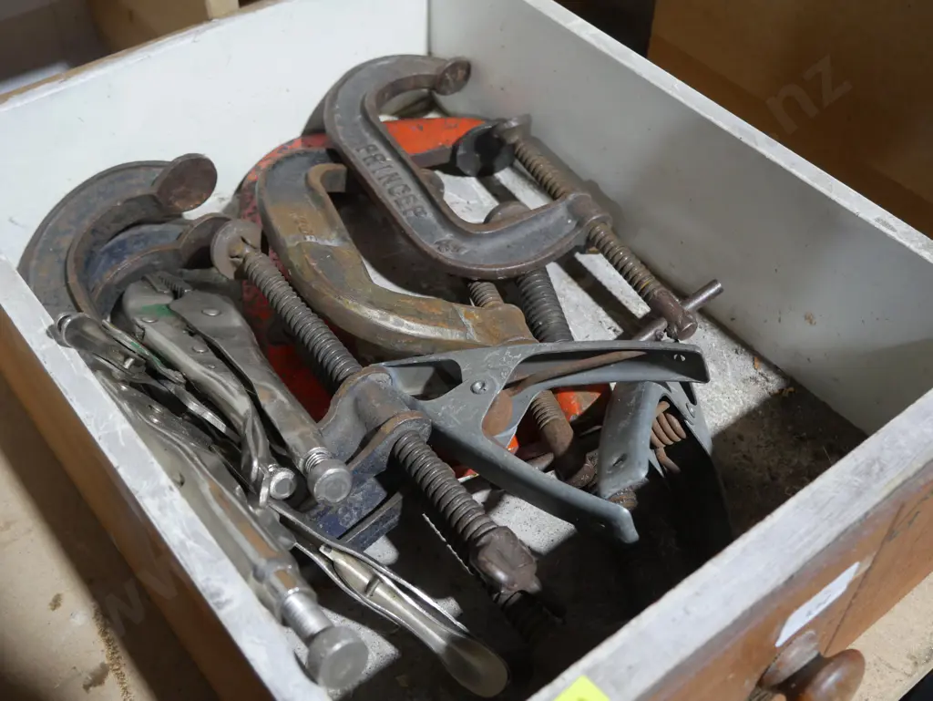 G clamps, vice grips Image 1++