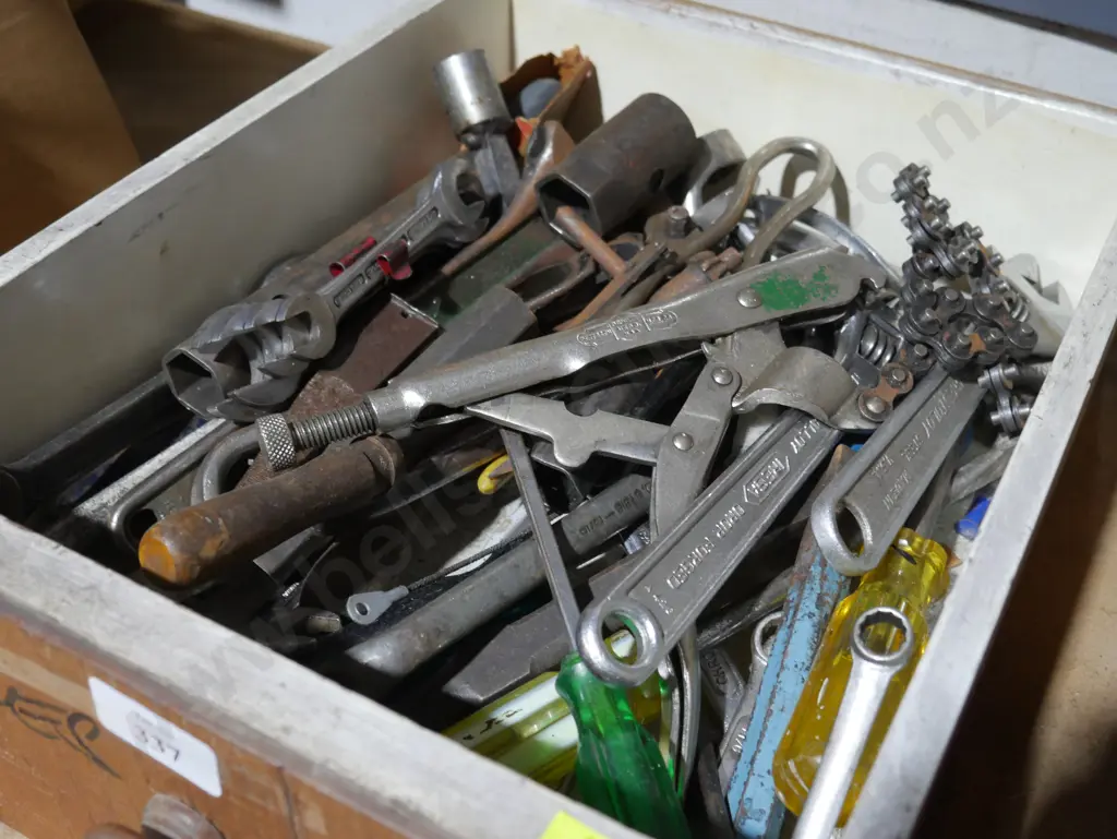 Tools Image 1++