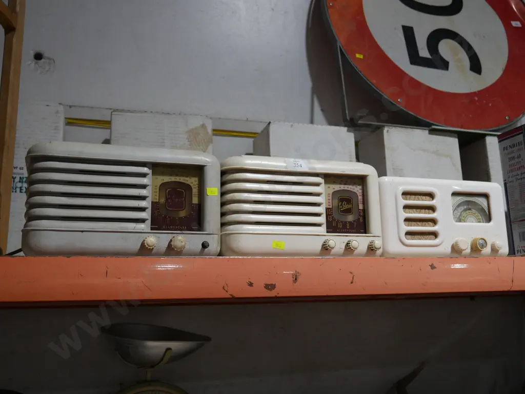 3 radios Image 1++