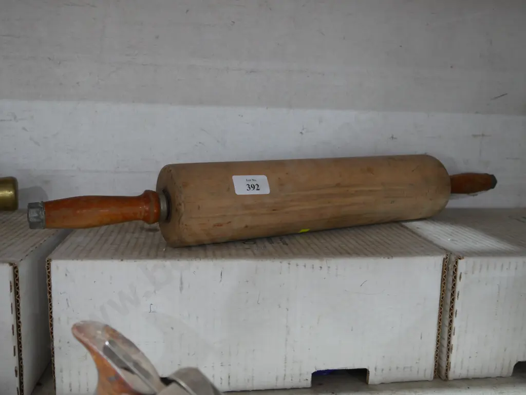 Wooden roller Image 1++