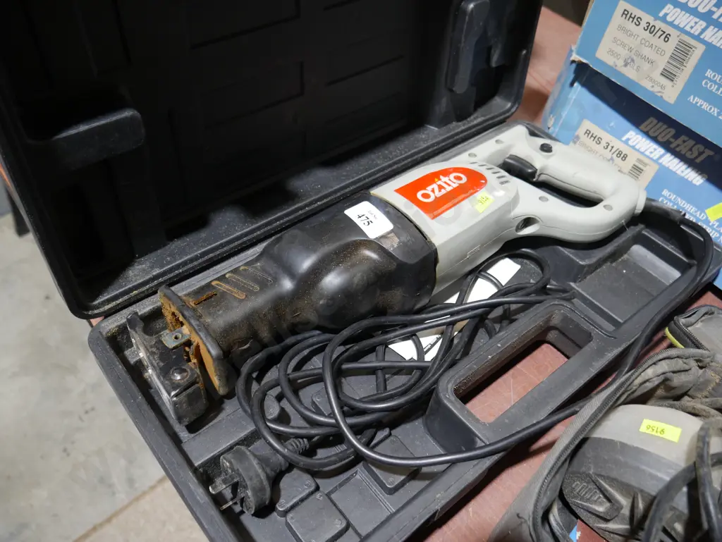 Ozito reciprocating saw Image 1++