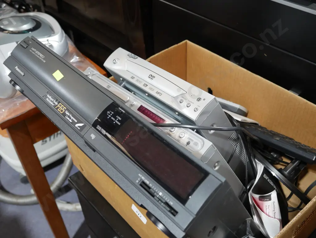 DVD players etc Image 1++