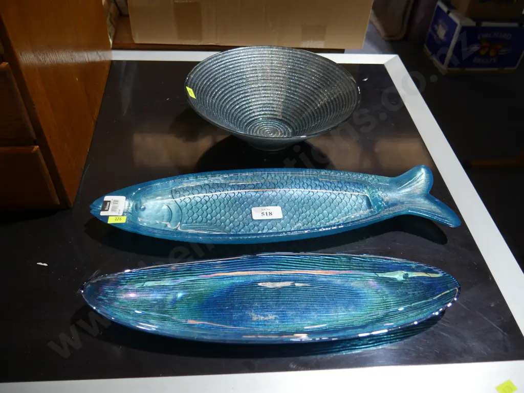 Glass bowl, glass sserving platters Image 1++