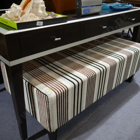 Hall table