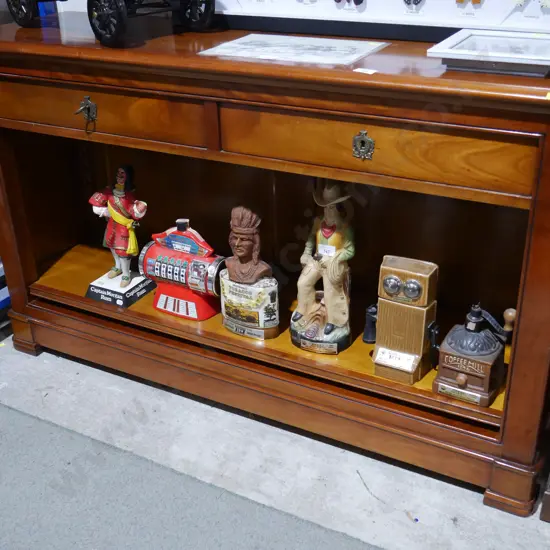 Sideboard