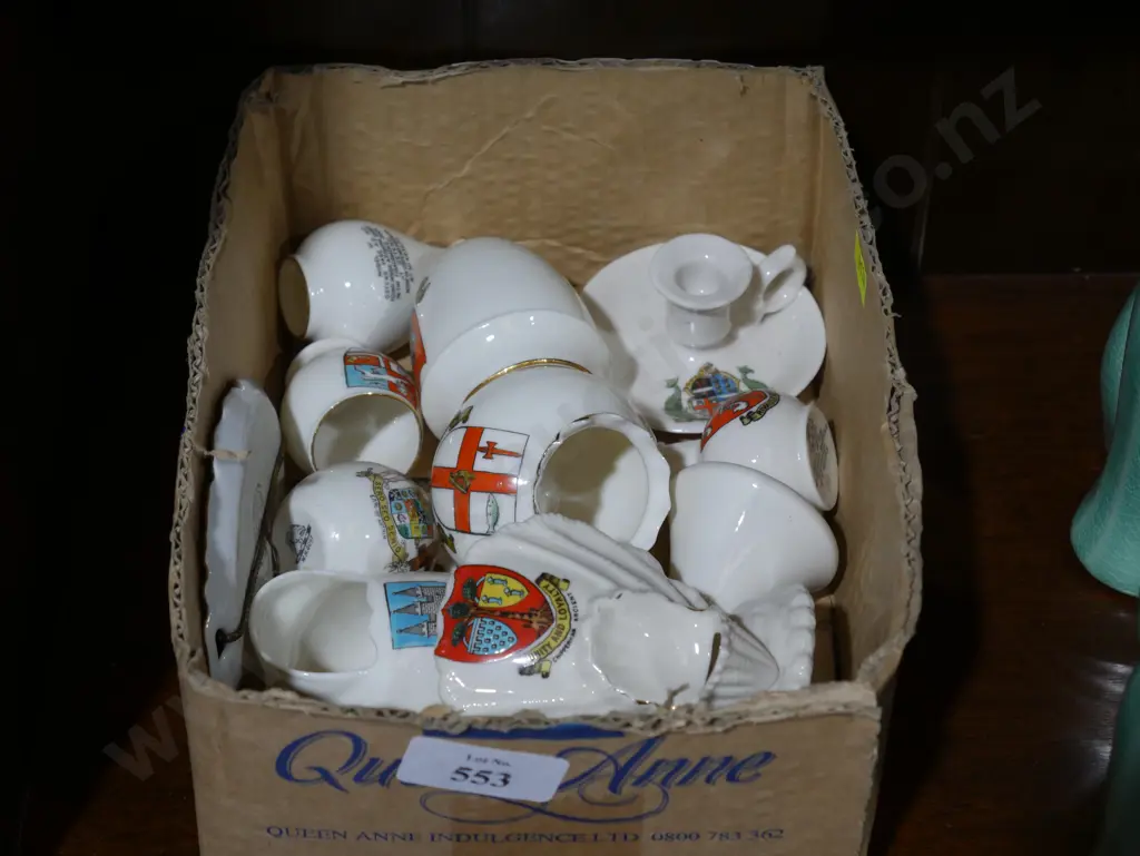 Crested ware Image 1++