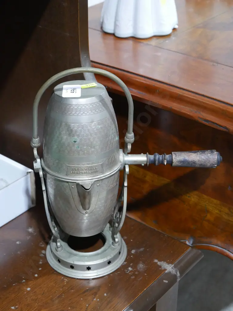 Vintage coffee carafe warmer Image 1++