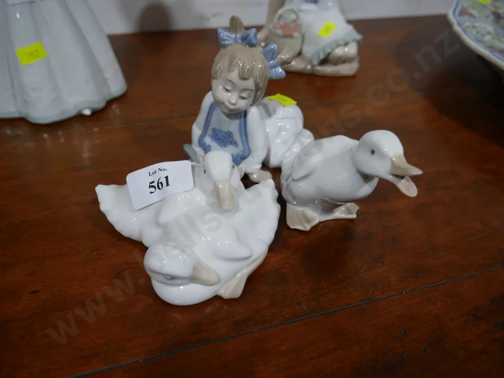 Nao duck and girl figurines Image 1++