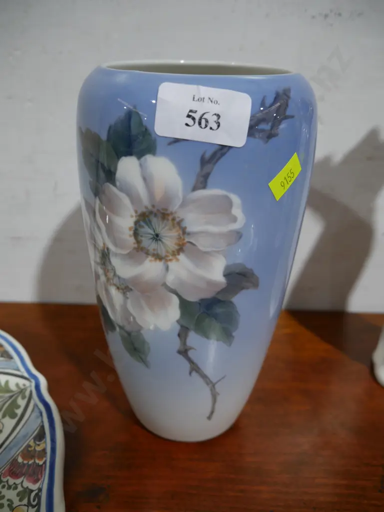 Royal Copenhagen vase Image 1++