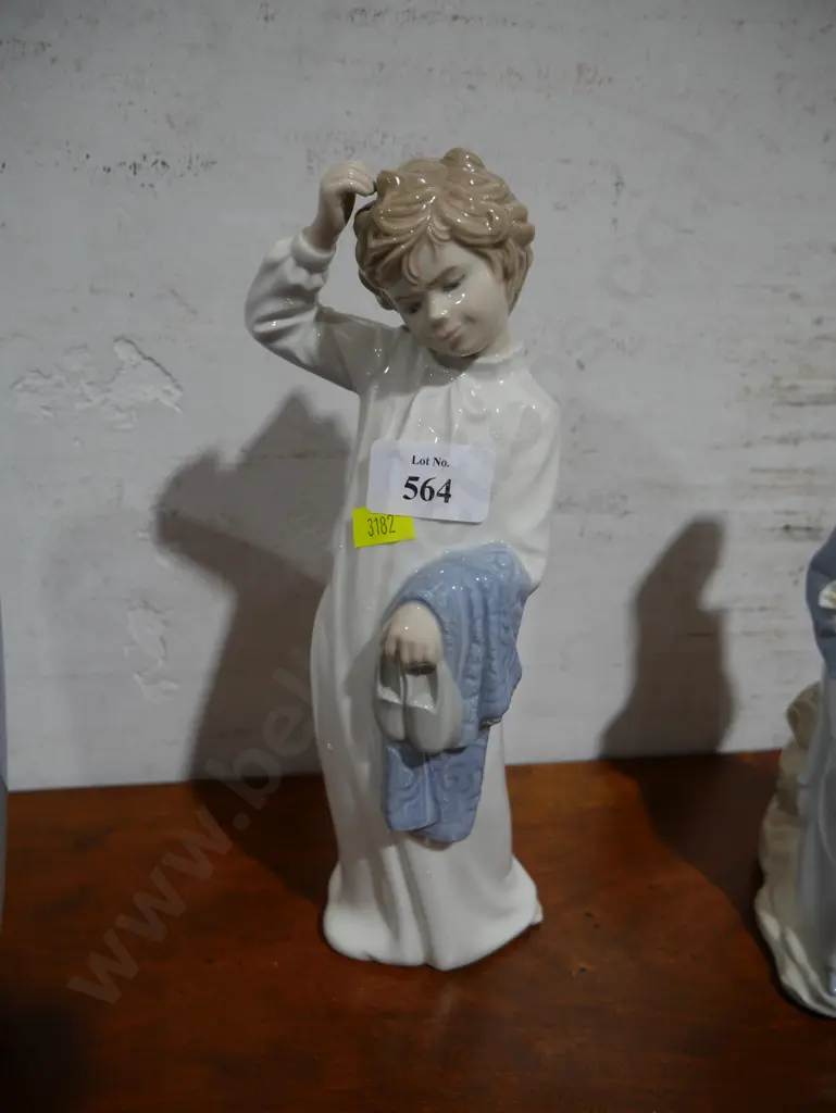 Nao boy figurine Image 1++