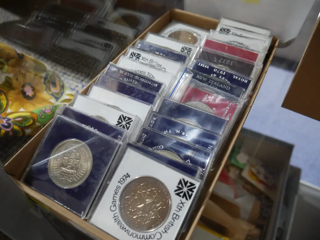 Cased coins Image 1++