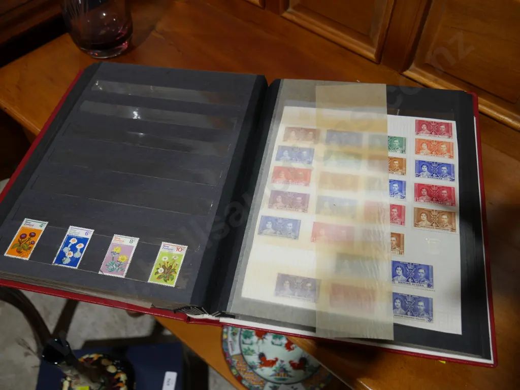 Stamp album Image 1++