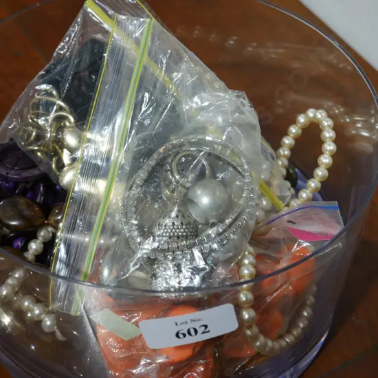 Costume jewellery