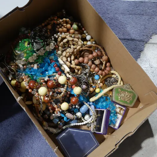 Costume jewellery