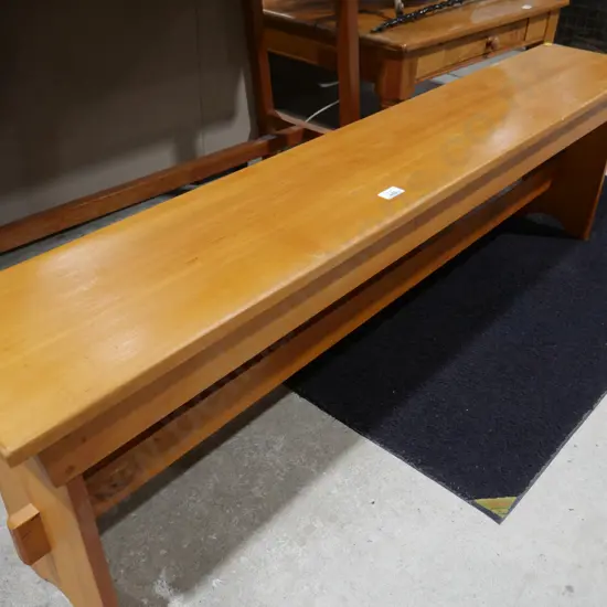 Bench seat