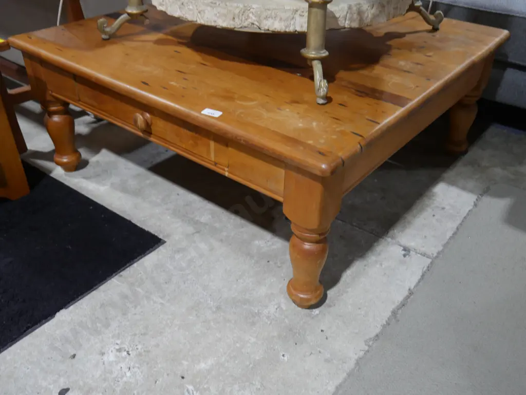 Wooden coffee table Image 1++