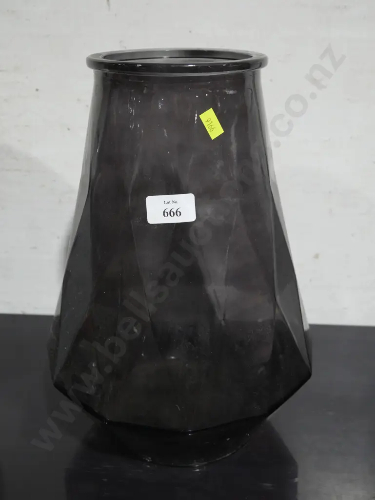 Glass vase Image 1++